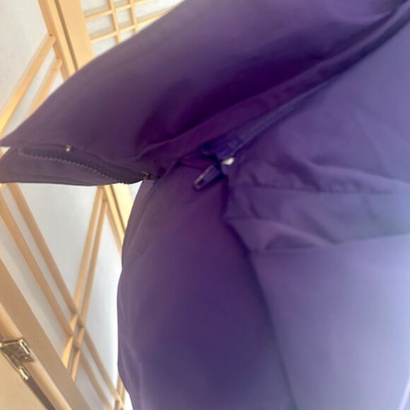 Eddie Bauer Women's Gore-Tex Raincoat - Size M - Picture 4 of 7